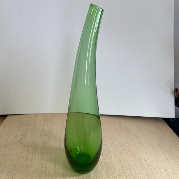 Ikea Teardrop Vtg Bent Neck Bud Vase Modern Green Blown Glass Decorative Accent - Picture 1 of 7